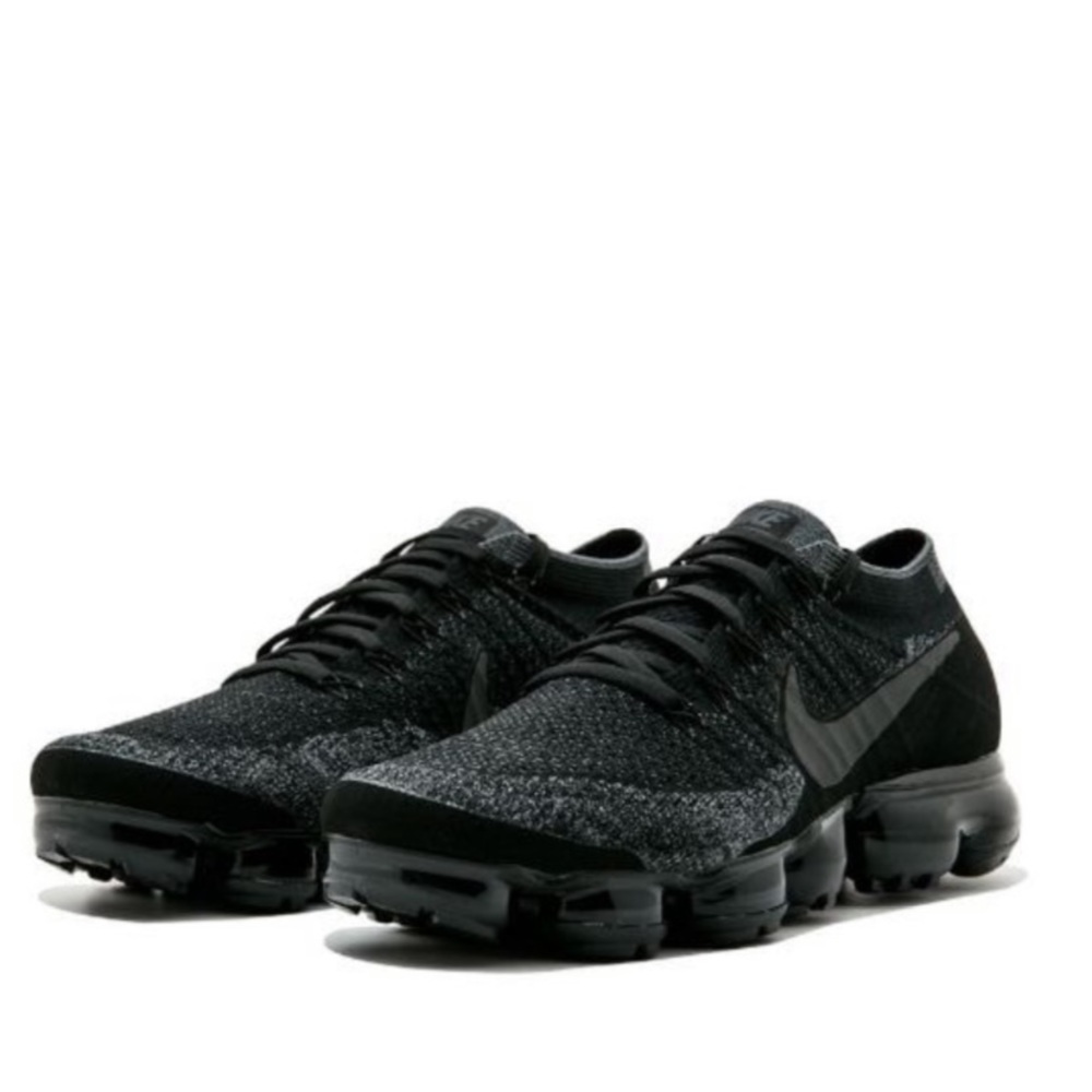 NIKE AIR VAPORMAX FLYKNIT BLACK  8.5